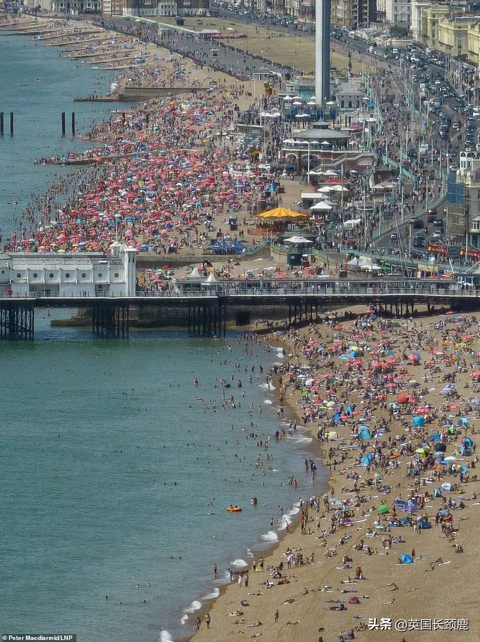 英国气象局发布极端红色高温预警,英国高温度来袭