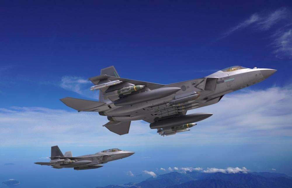 韩国博主将歼20和kf21做对比,日本评价歼20和韩国kf21