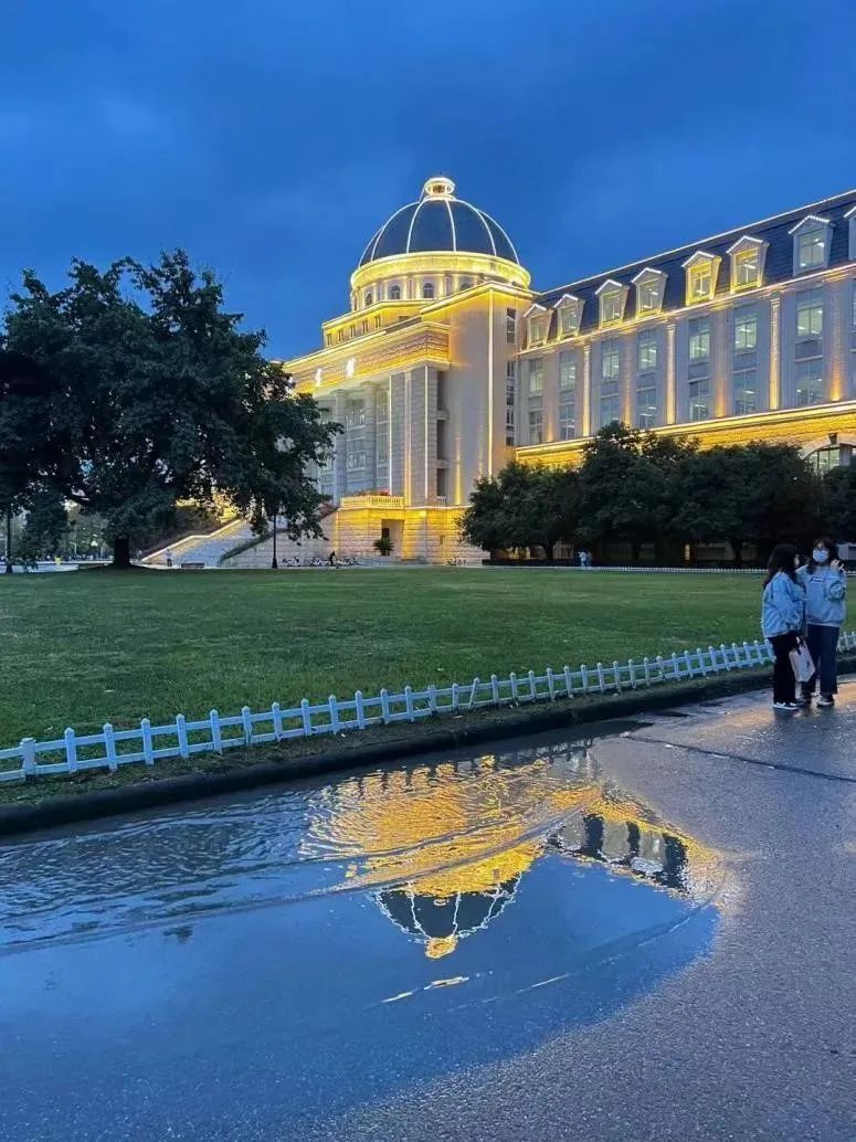 在成都读大学好就业吗,在成都读研究生是什么体验