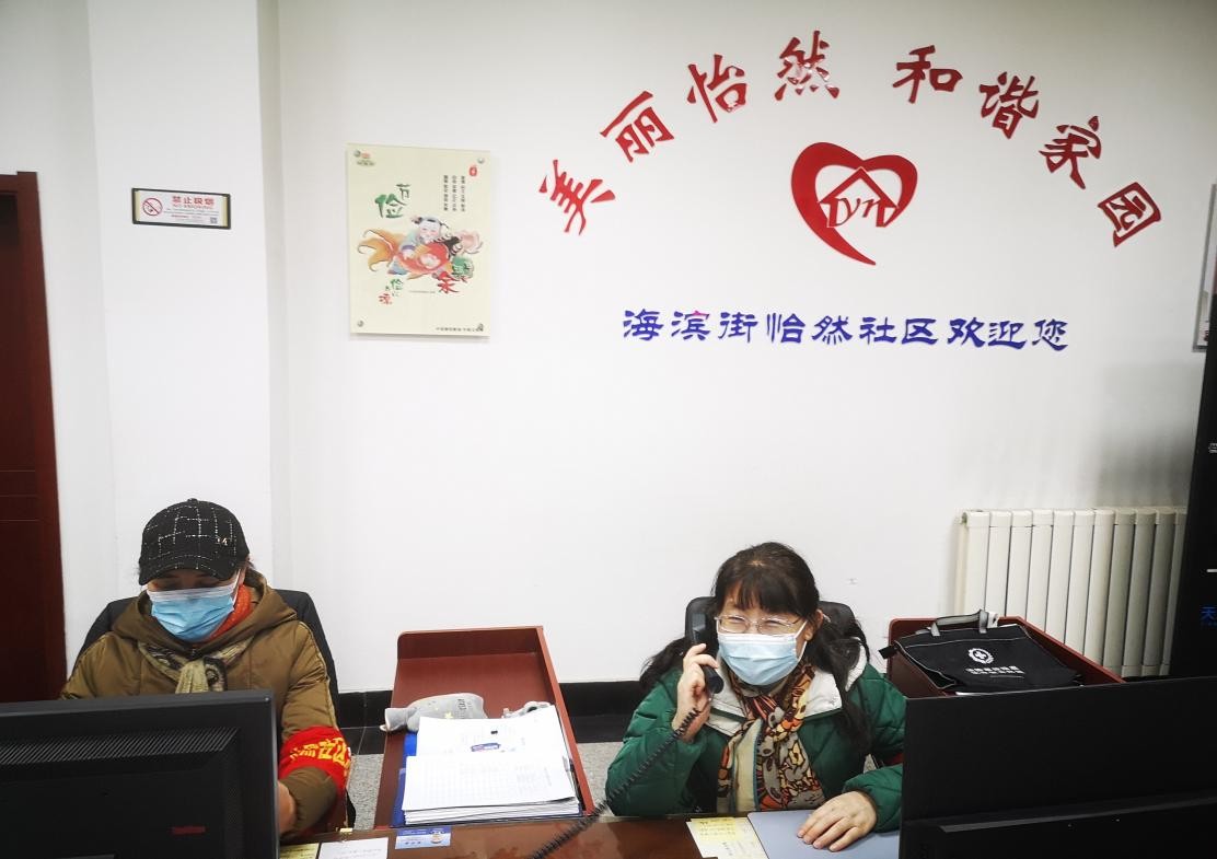 “决战”奥密克戎油田四中好样的