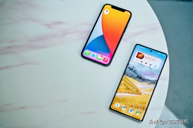 买手机需要知道这些？同样是系统，OS和UI到底有什么不一样