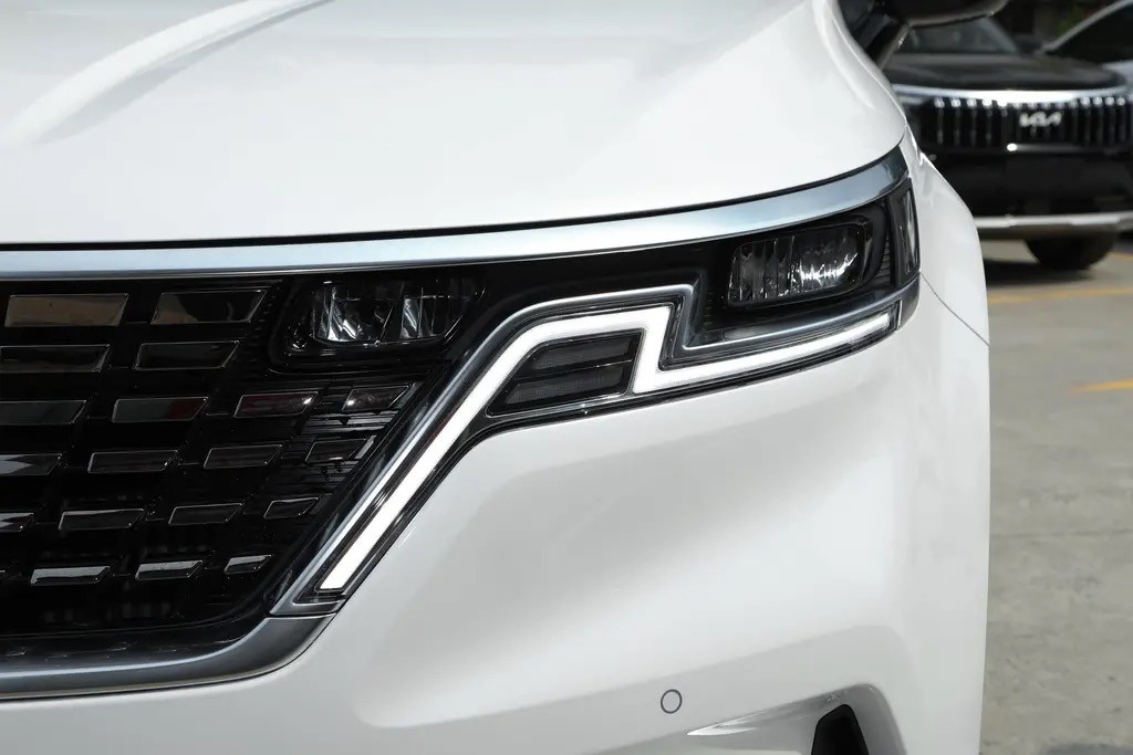 国产新一代起亚嘉华实车首次曝光,试驾起亚嘉华顶配版