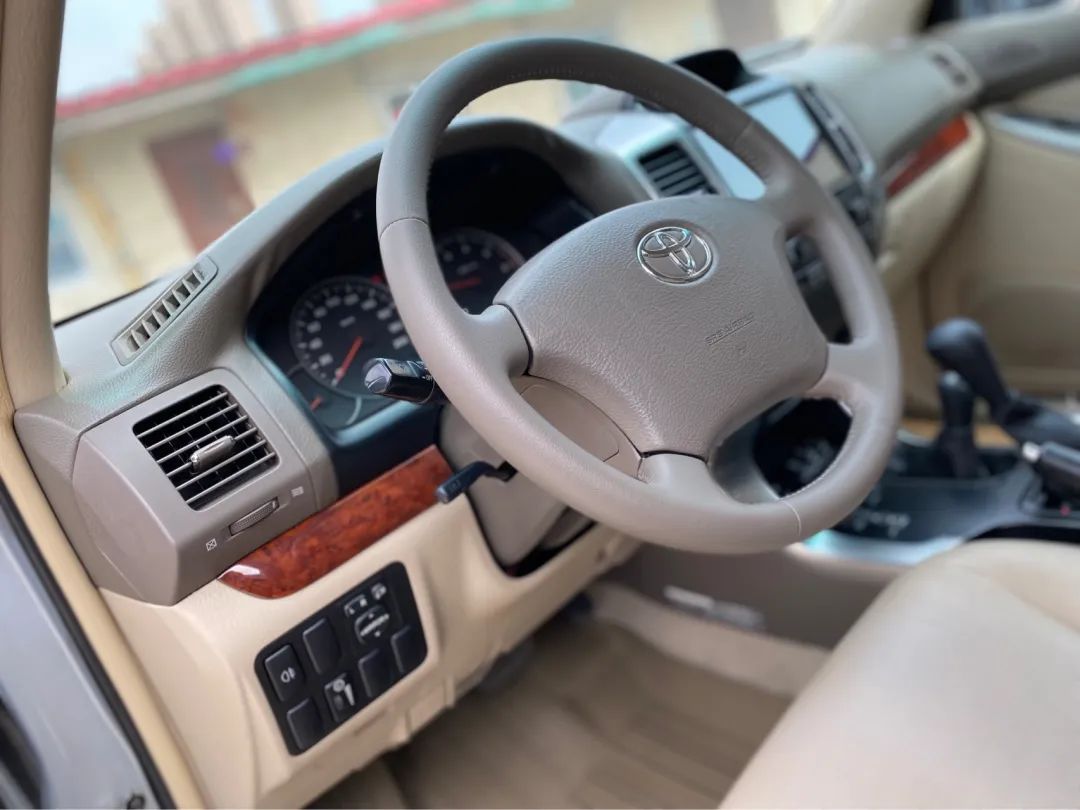 老款八十年代丰田霸道,经典丰田霸道老车翻新复活