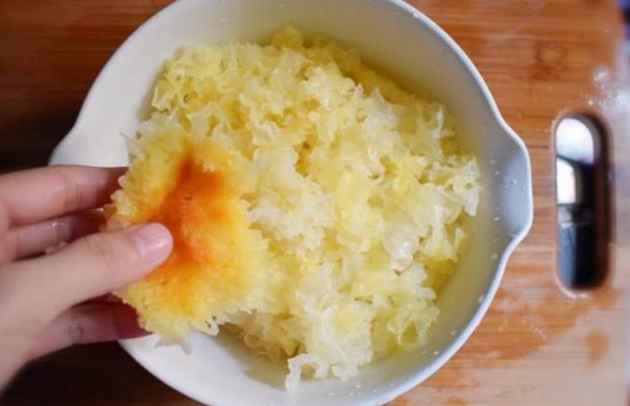 银耳汤怎么煮都不出胶怎么补救,银耳汤如何煮才能出胶