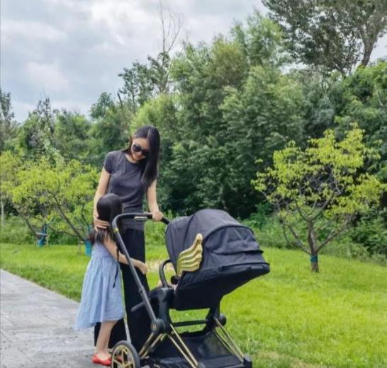 这7位女星，之前是运动员，有的还是国家队主力，多次获得冠军