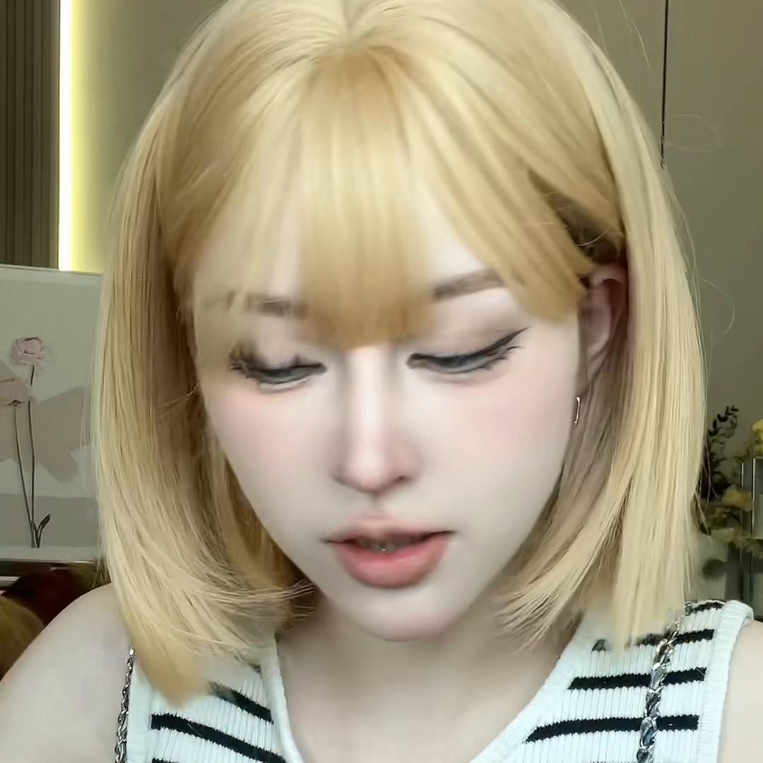 齐刘海两侧也剪齐,齐刘海分成两边弧度不一样怎么办