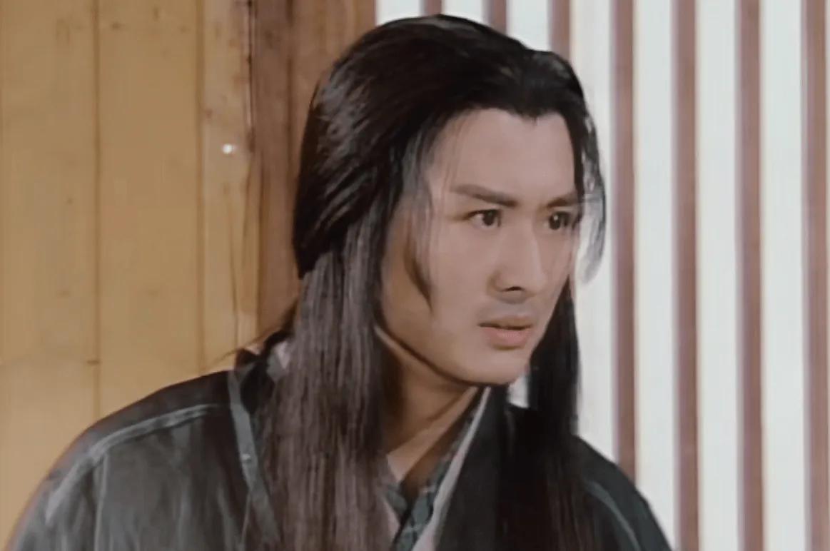 58岁孙兴晒演出视频,孙兴慜吃酒席随礼