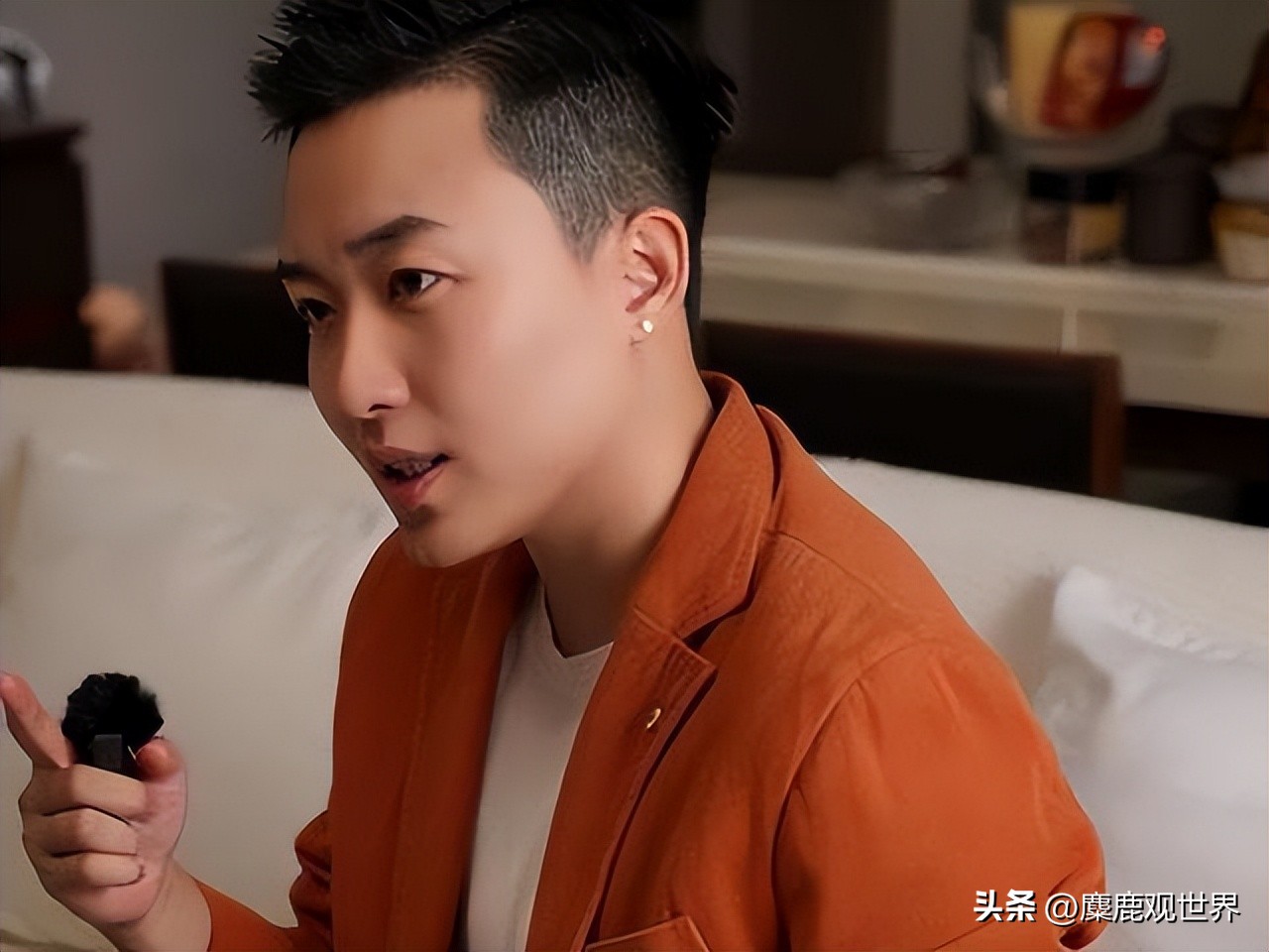 女高管重金生下混血宝宝,未婚妈妈生下3胞胎需要多少钱