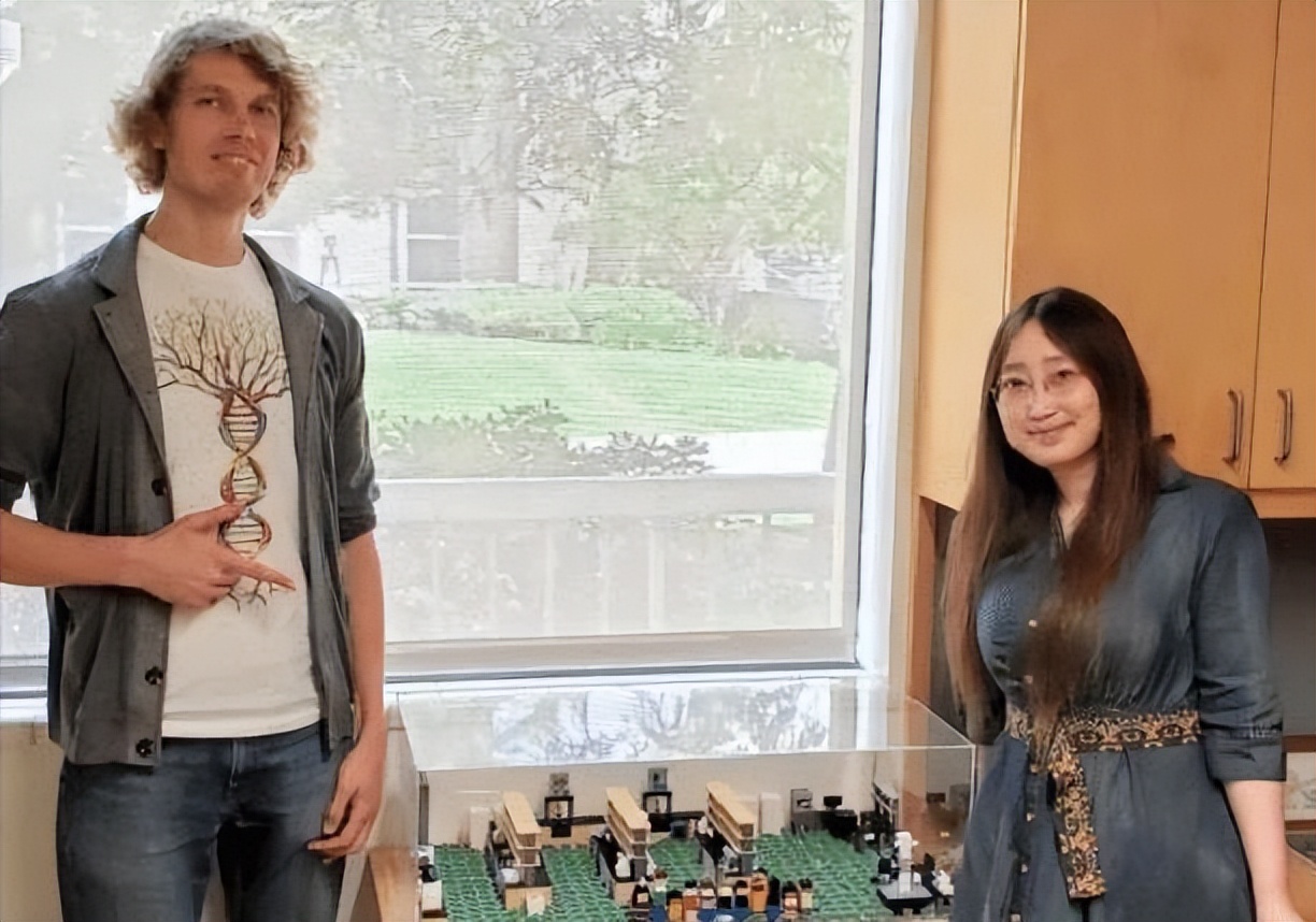 4婚3离成名校终身教授，她搞男人的手段让人佩服