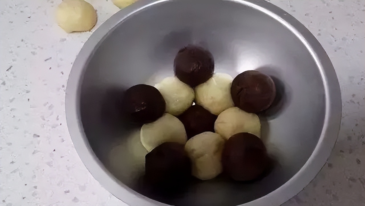 美食课堂|世界杯主题“足球面包”