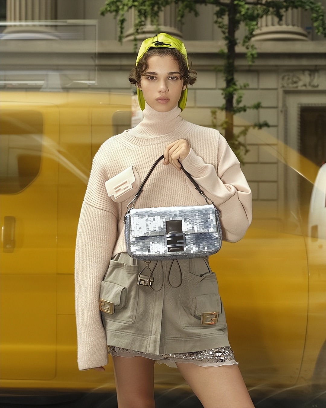 fendi购物袋包2021,fendi限定包