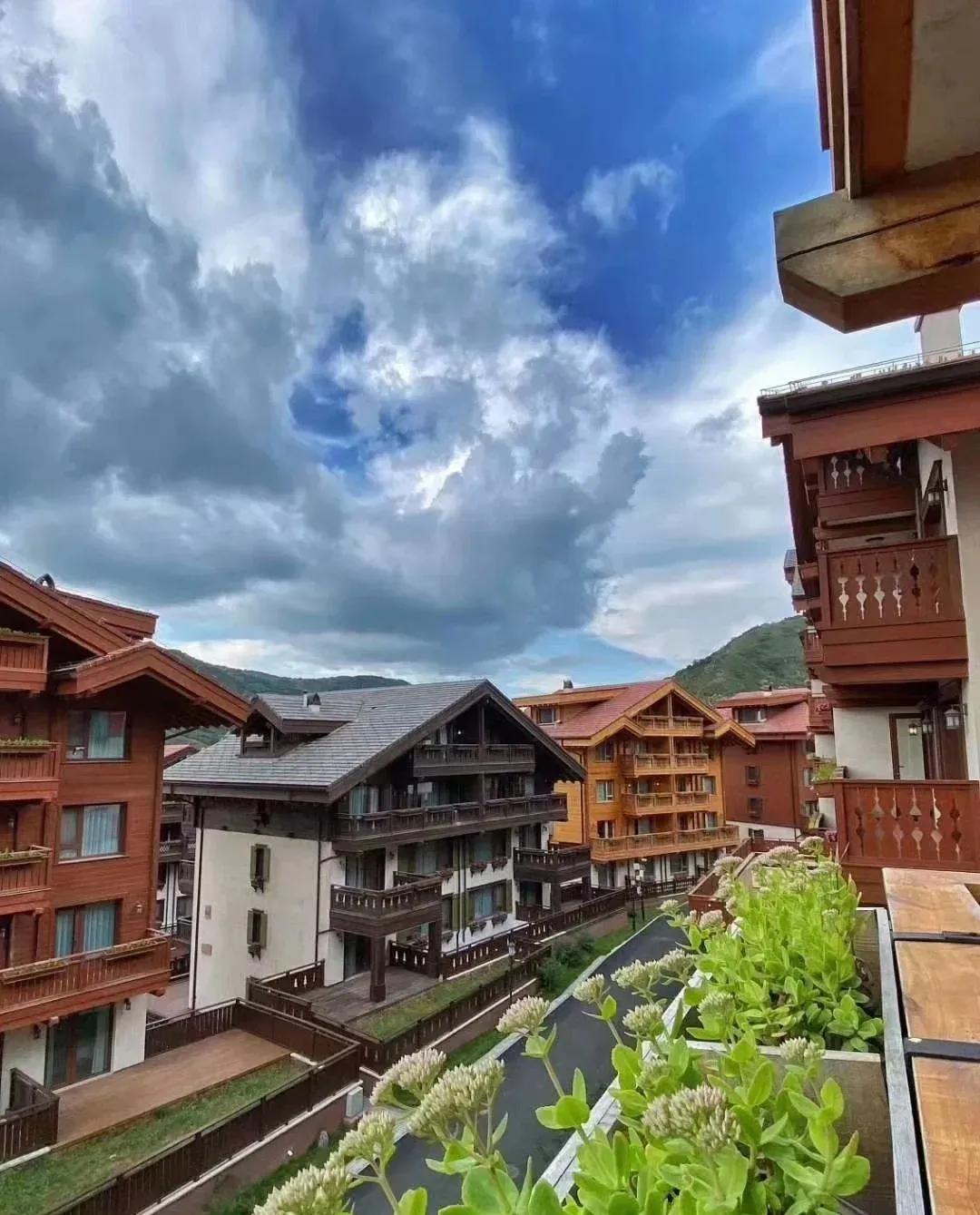 奥伦达部落古崖居,古崖居风景区奥伦达部落