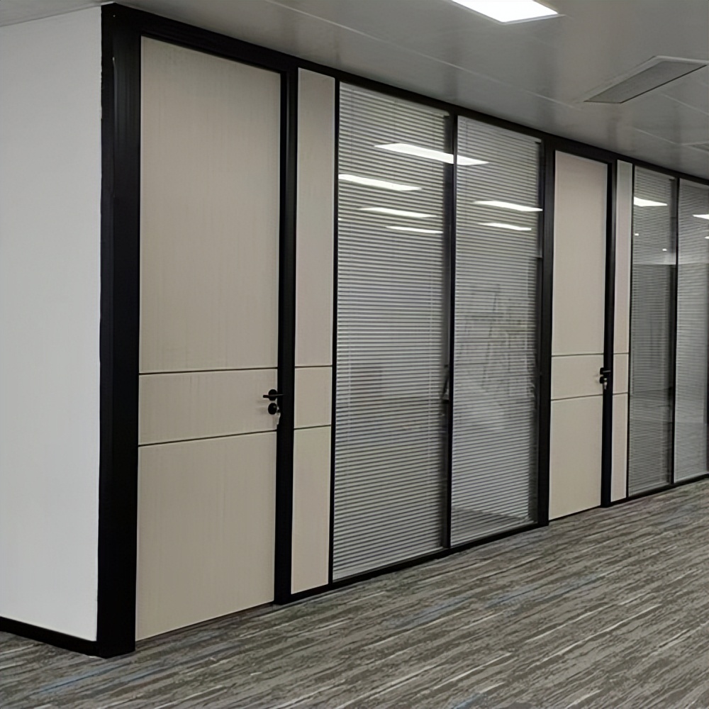 办公室玻璃隔断用什么框架最便宜,办公室铝合金玻璃隔断