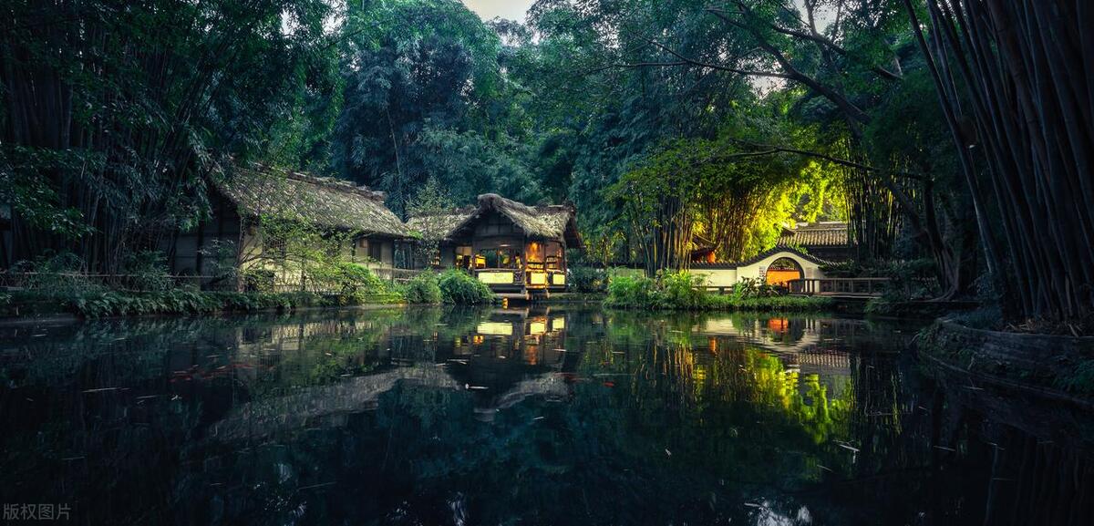 成都峨眉山旅游攻略一日游,成都除了峨眉山还有哪里值得去