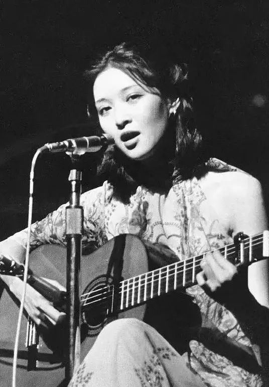 胡因梦漂亮吗,胡因梦惊艳美图