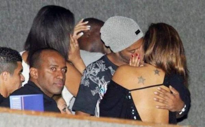 一代球王陨落真相,小罗巅峰时有多可怕现状