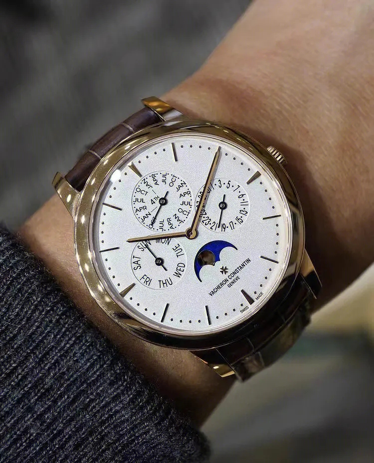 江诗丹顿手表保养流程,江诗丹顿表的表带怎么戴