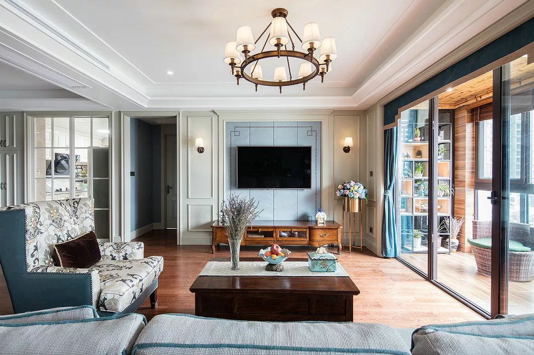 130平现代轻奢风迷人高雅范儿,127平现代美式风格