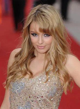 英国超模姬莉哈泽尔,英国超模姬丽哈泽尔视频