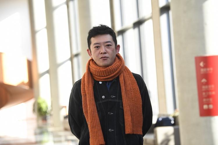 陈小艺的老公刘惠宁为什么坐轮椅,陈小艺婚姻危机