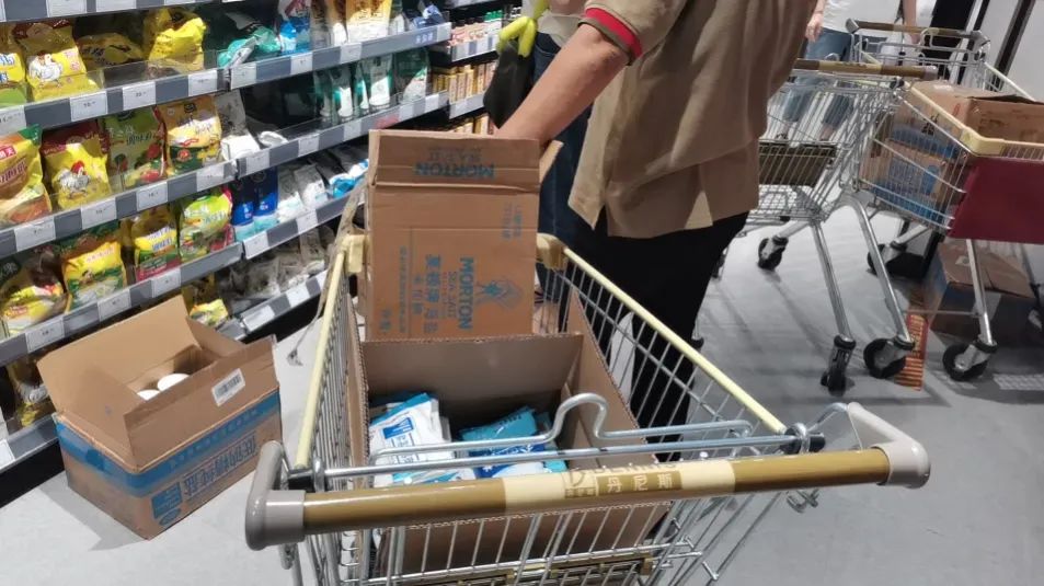 现在怎么有人在囤盐,这两天为啥大家都囤盐