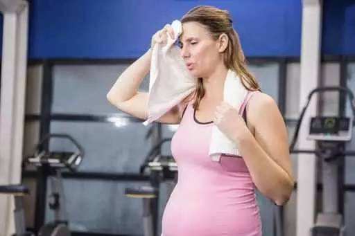 孕期最尴尬的四件事情,孕期准妈妈都要经历这5件尴尬事