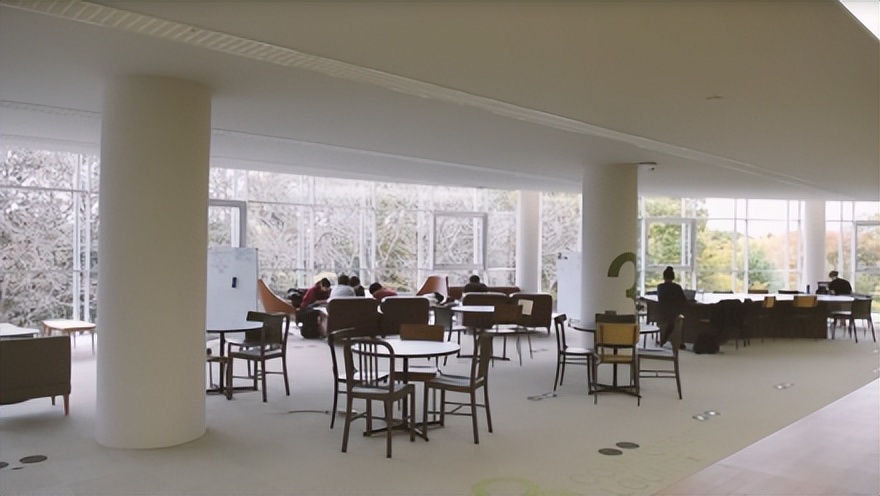 鏃ユ湰搴嗗簲涔夊【澶у瀛﹁垂,搴嗗簲涔夊【澶у鏃ユ湰鎺掑悕