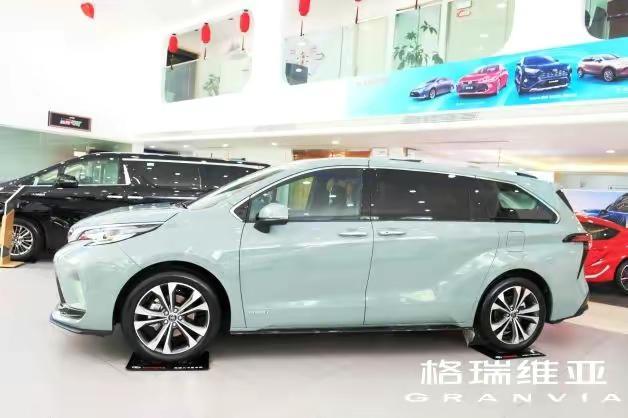 gl8和丰田普瑞维亚哪个更值得买,普瑞维亚和gl8内部空间哪个大