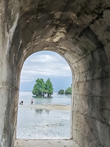 成都香格里拉十日游,昆明大理丽江香格里拉六日游报价