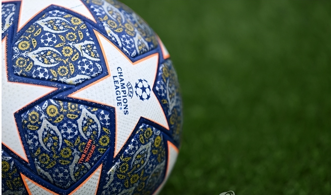 曼城与梦三王朝,国际米兰拿下了史无前例的三冠王