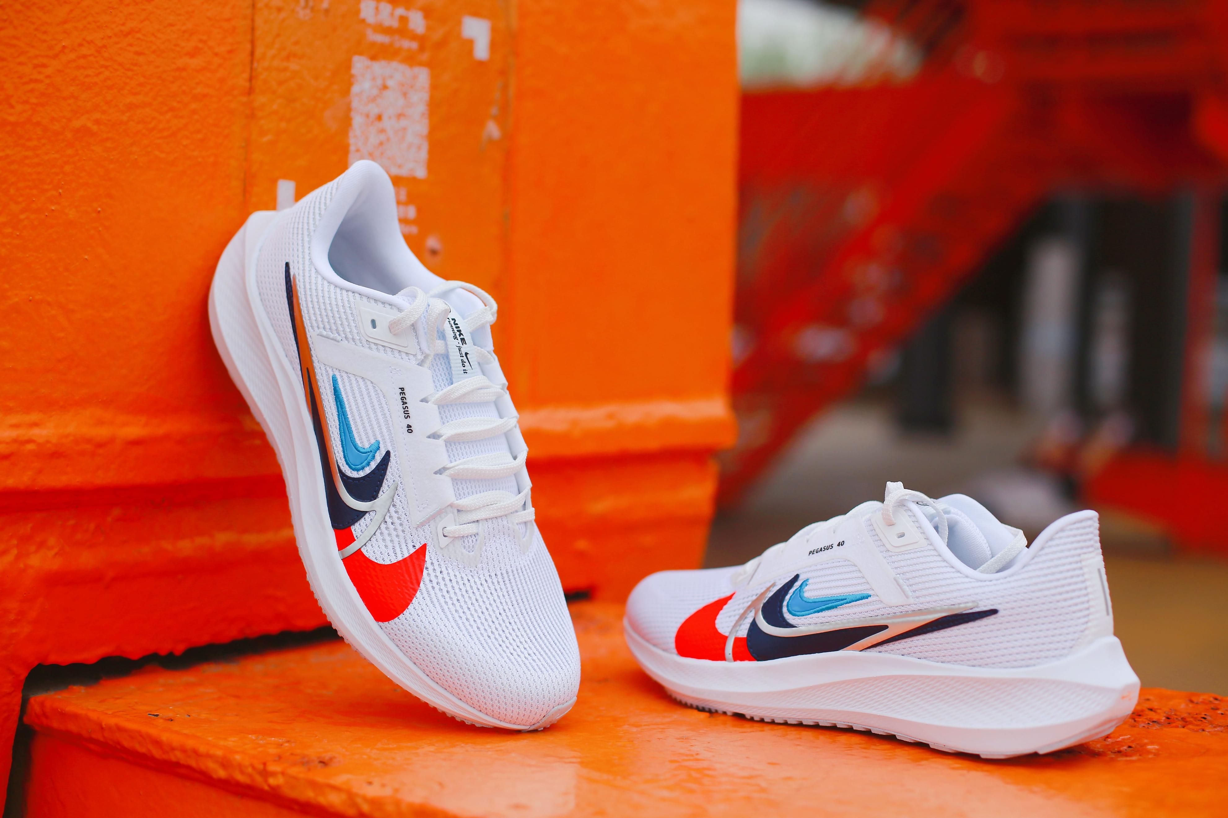 nikezoomfly4和飞马38哪个好,平民跑鞋推荐nike