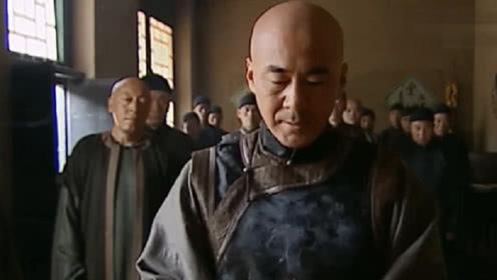 “亮财主”乔致庸：创晋商辉煌，89岁离世，子孙筹拍《乔家大院》