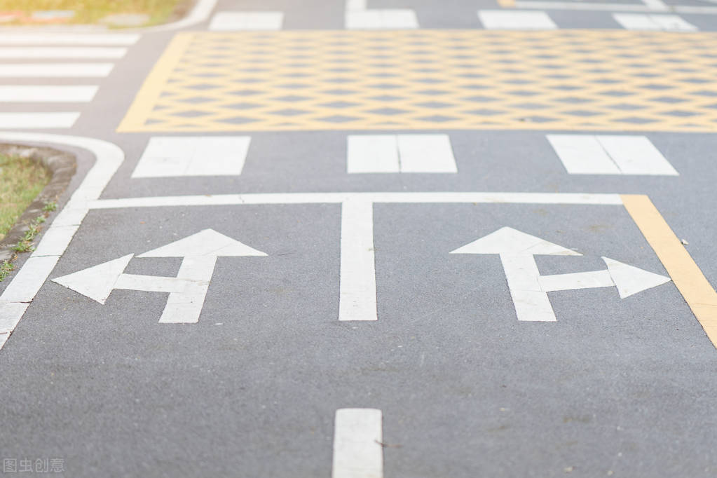 如何避免开车违章？记住这个方法，避免违章