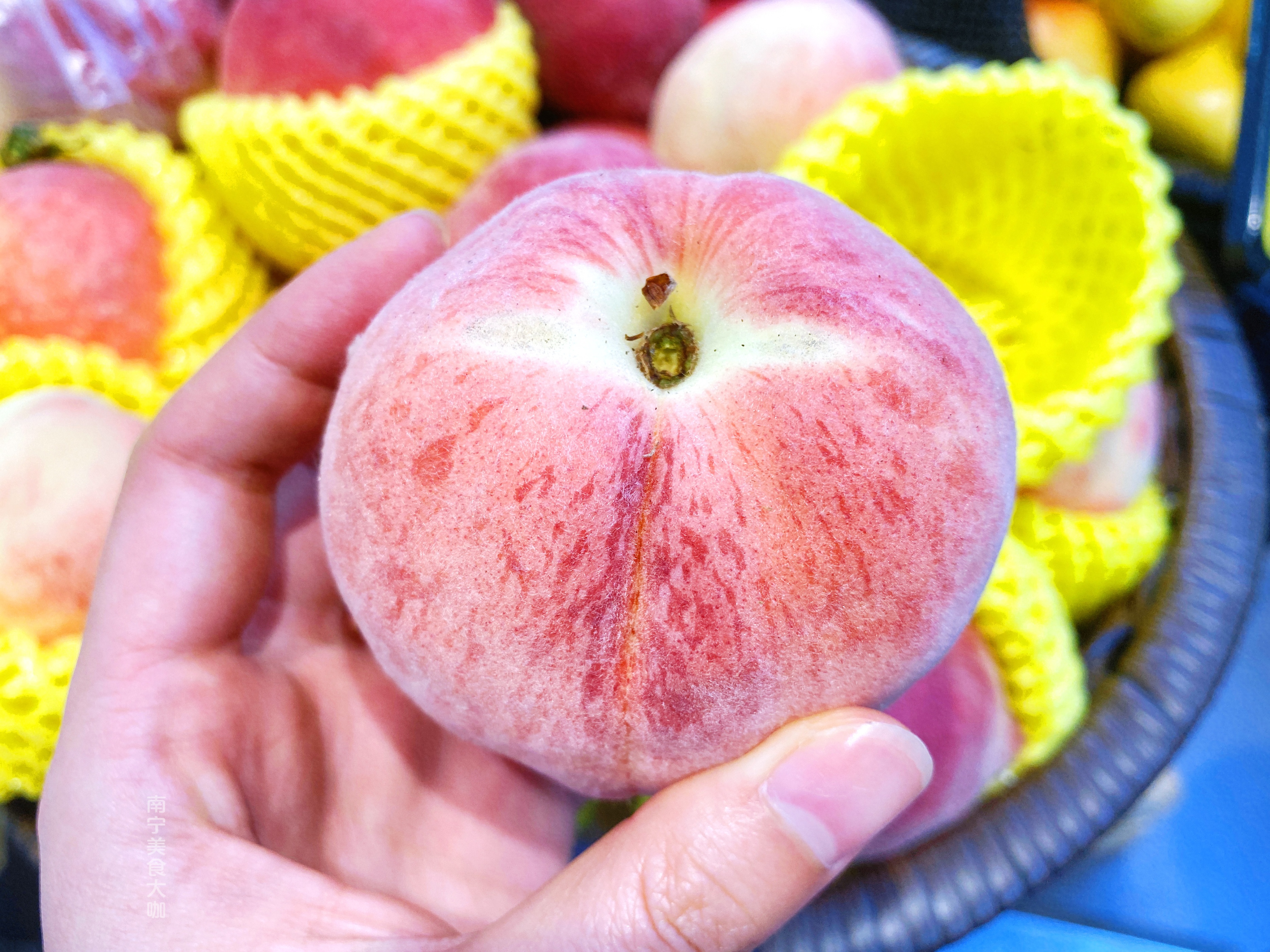 桃子有没有打激素,桃子怎样辨别打过膨胀剂