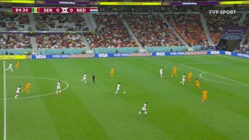 在世界杯上让门将完成国家队首秀,只有一位主帅能让这种事情发生