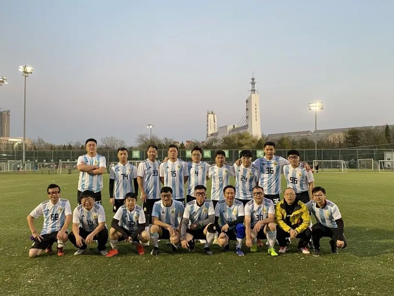 新闻|竞技绿茵,激情律政,职工足球法律行业北京赛区赛打响