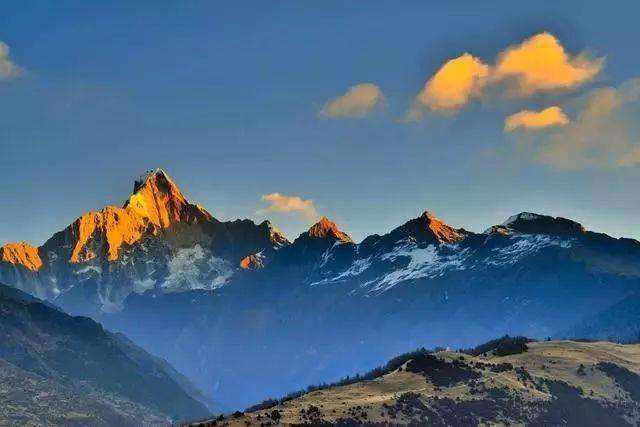 四姑娘山群峰,四姑娘山风景如画