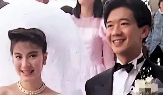 杨紫琼成为首位亚裔影后,杨紫琼是首位获得奥斯卡的华人么