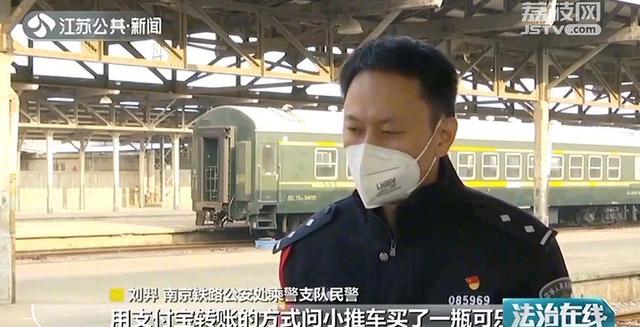 农夫与蛇现实版小伙,农夫与蛇好心借房子给朋友