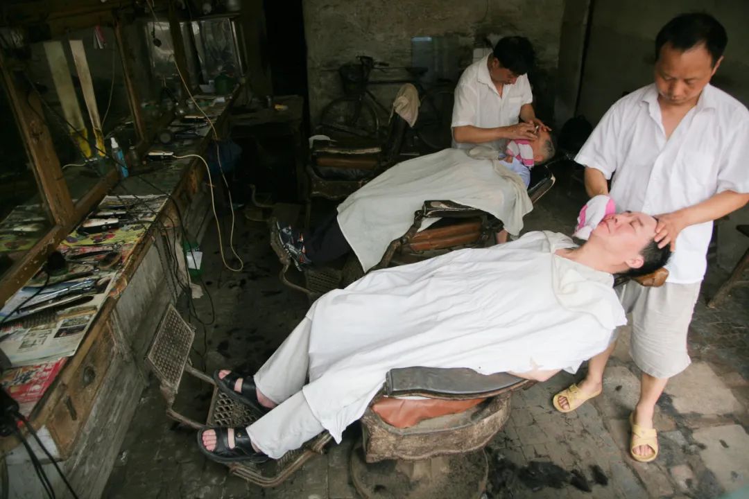 15年前的老照片里旧时光,15年前绝版弄堂