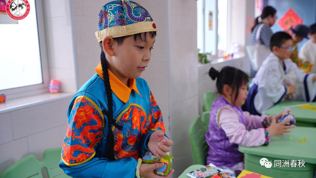 首届56个民族服饰创意大赛,五十六个民族服饰展介绍