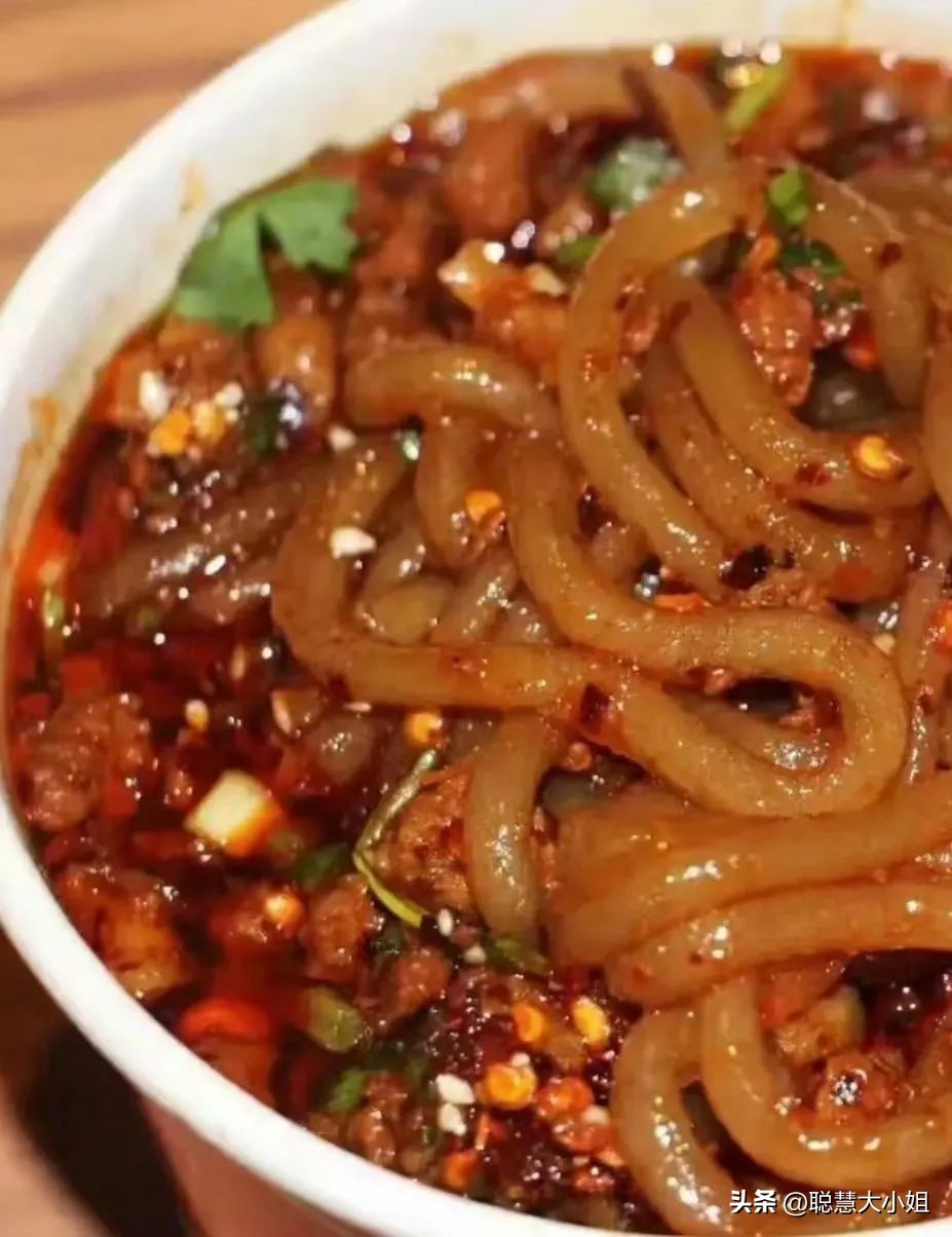 渝中区美食老字号推荐聚餐,重庆渝中区化龙桥华村烧烤老字号