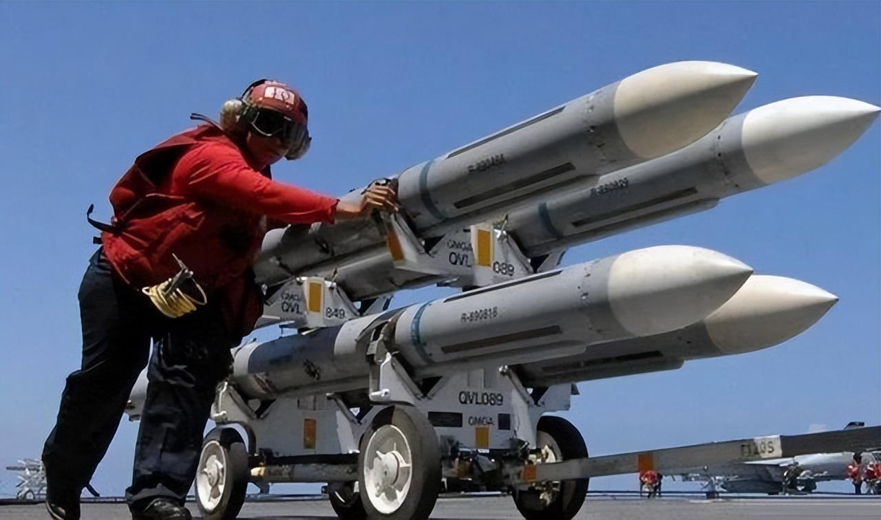 美国军事中国制造,老外评价中国军事制造能力