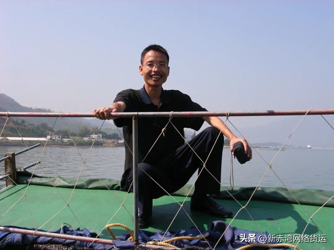 或拼搏、或挑战、或坚守，他们一直在路上