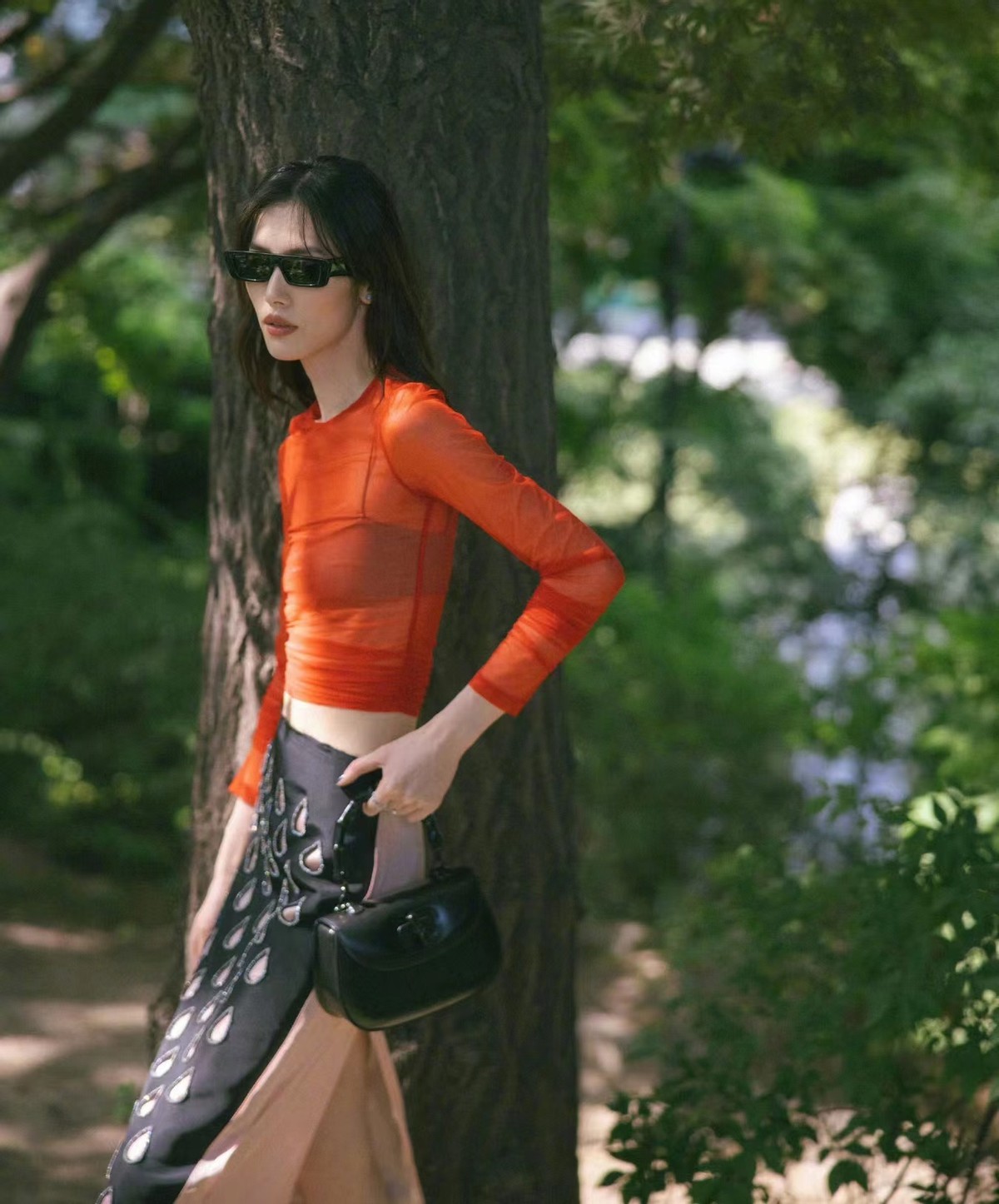 刘雯在维密走秀视频,gucci韩国大秀中国明星刘雯