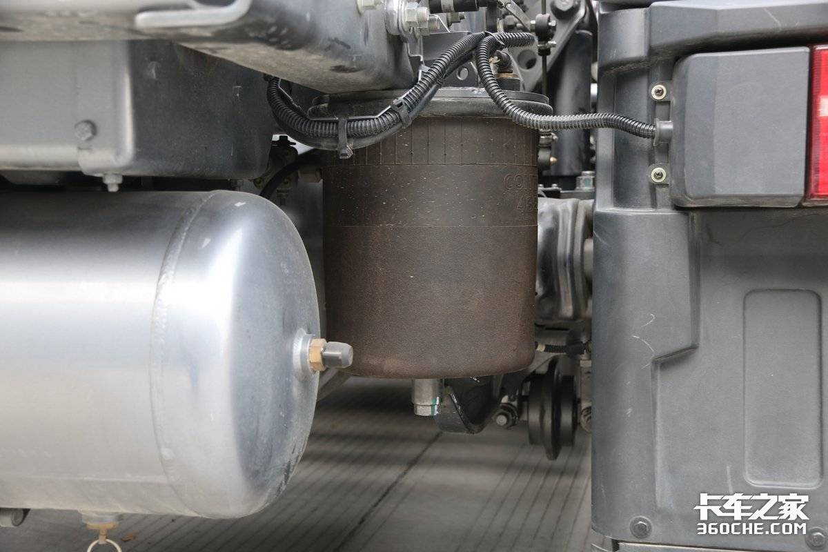 国产最新款大马力重卡,马力最大跑得最快的国产重卡价格