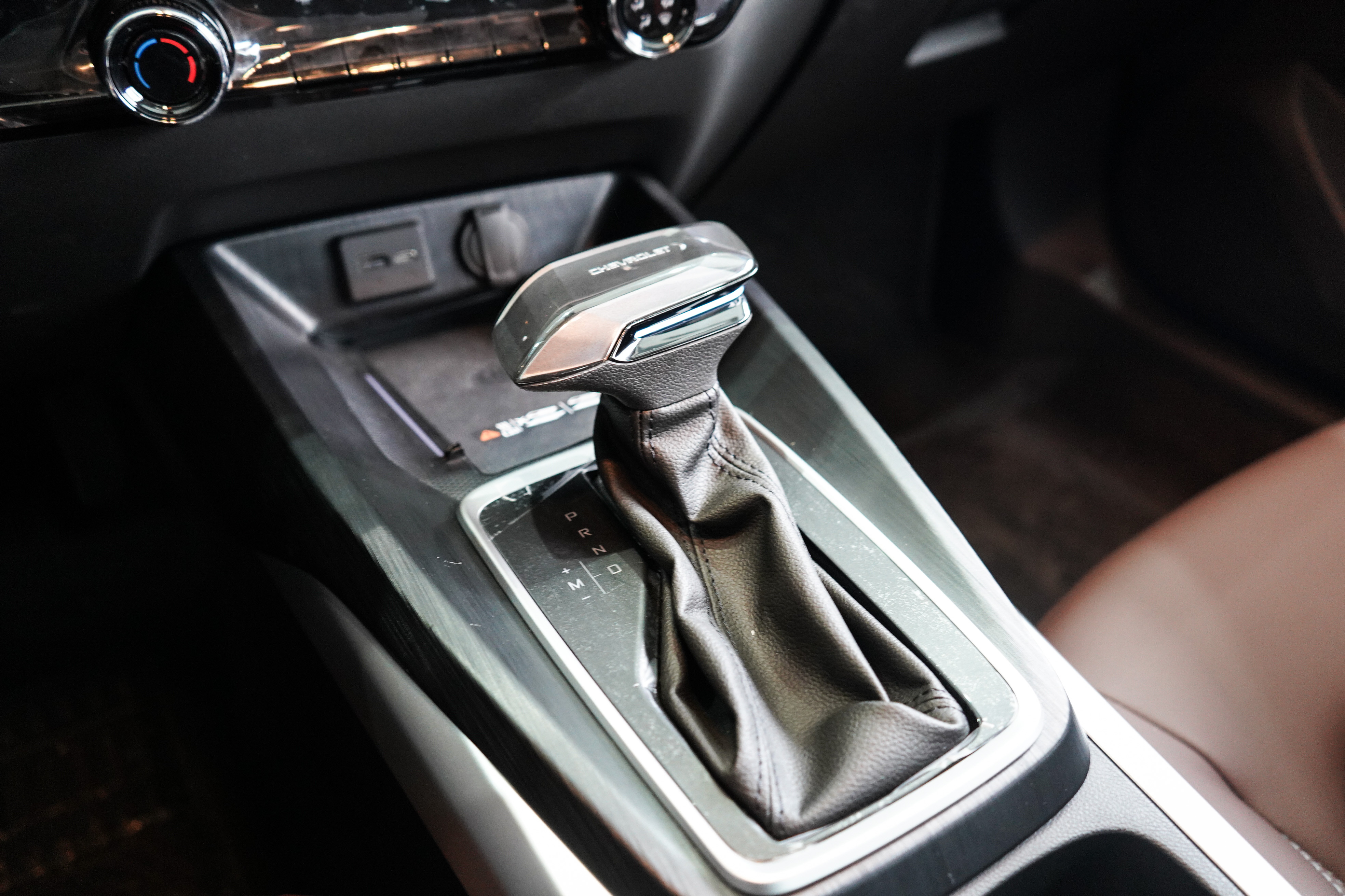 雪佛兰全新家轿科鲁兹到店实拍,雪佛兰科鲁泽老款是油车还是电车