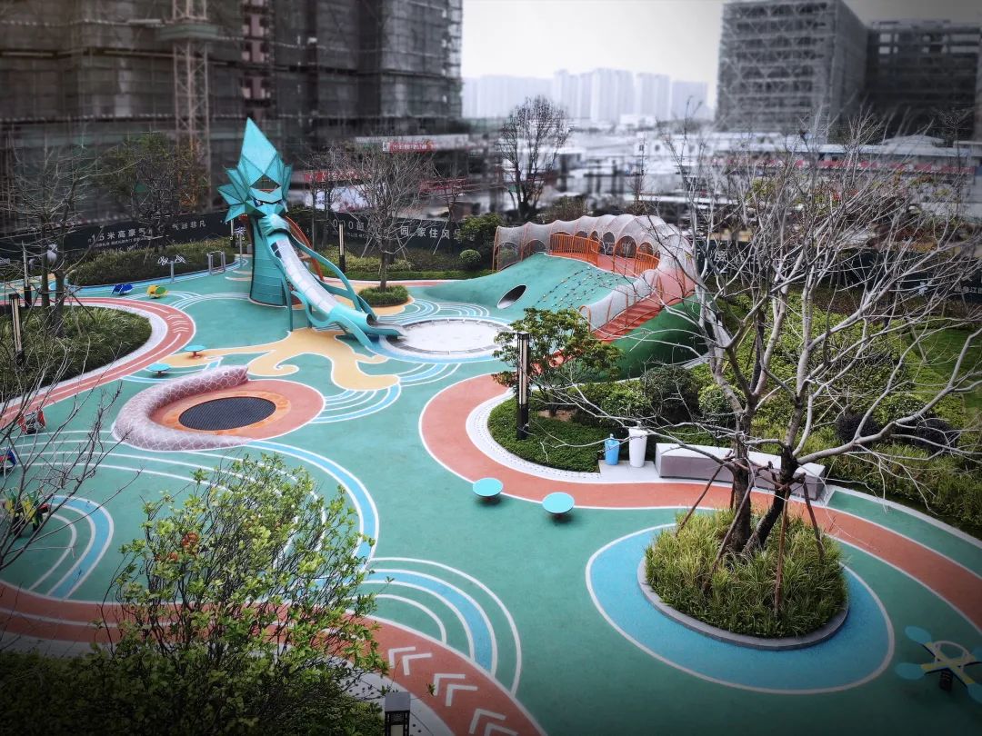 大型多功能不锈钢滑梯设计,组合式水上游乐滑梯设计