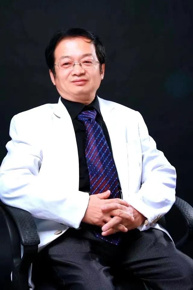 六十五岁办老年卡怎么办,老汉今年六十五完整版