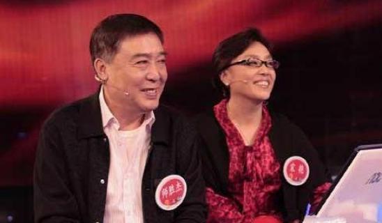 师胜杰追悼会女儿捧父亲遗像视频,师胜杰妻子宋艳现状